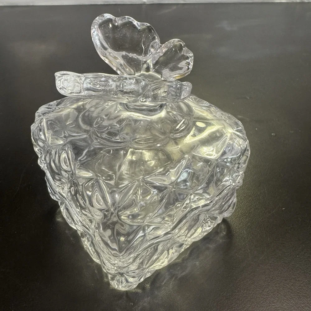 Studio Crystal Amore Collection Butterfly 3 Inch Trinket Box with Lid Romantic‎